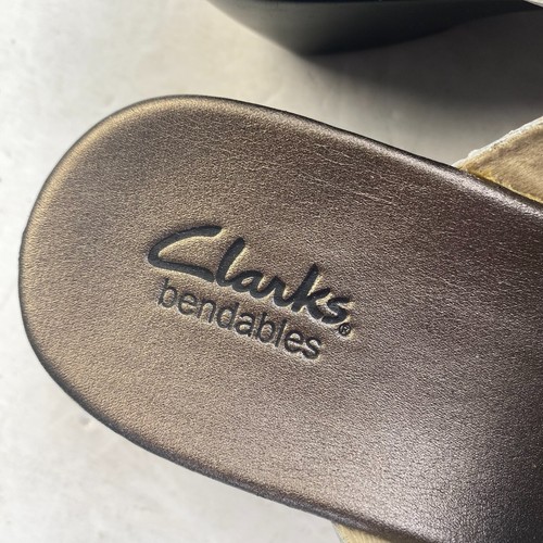 Clarks Bendables Sandals Womens 8 M Wedge Heels Slip On Strap Slide White 60486 - Picture 10 of 16