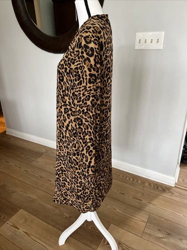 GUCCI 100% silk leopard Shirt dress woman's size 46 Medium Animal Cheetah Logo - Picture 4 of 17