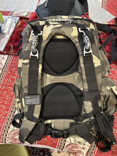 Oakley Mechanism Backpack Parajumper Army Camo Tariff Increase - Bild 9 von 9