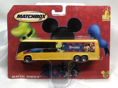 Matchbox 2006 California Disneyland Limited Bus - Picture 1 of 2