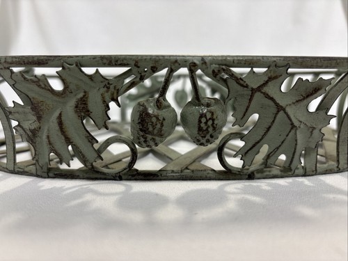 Dekorativer Metallkorb mit Eichel und Eichenblatt - Bild 2 von 8
