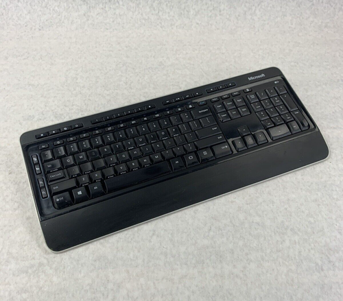 Microsoft Desktop 3050 Wireless Keyboard Model 1729 - No USB Receiver - Picture 1 of 12