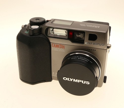 Olympus CAMEDIA C-3000 Zoom 3.3MP Digital Camera - Picture 1 of 9