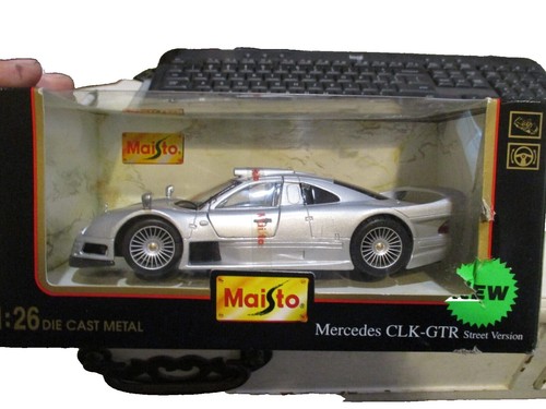 Maisto Mercedes CLK GTR Street Version 3