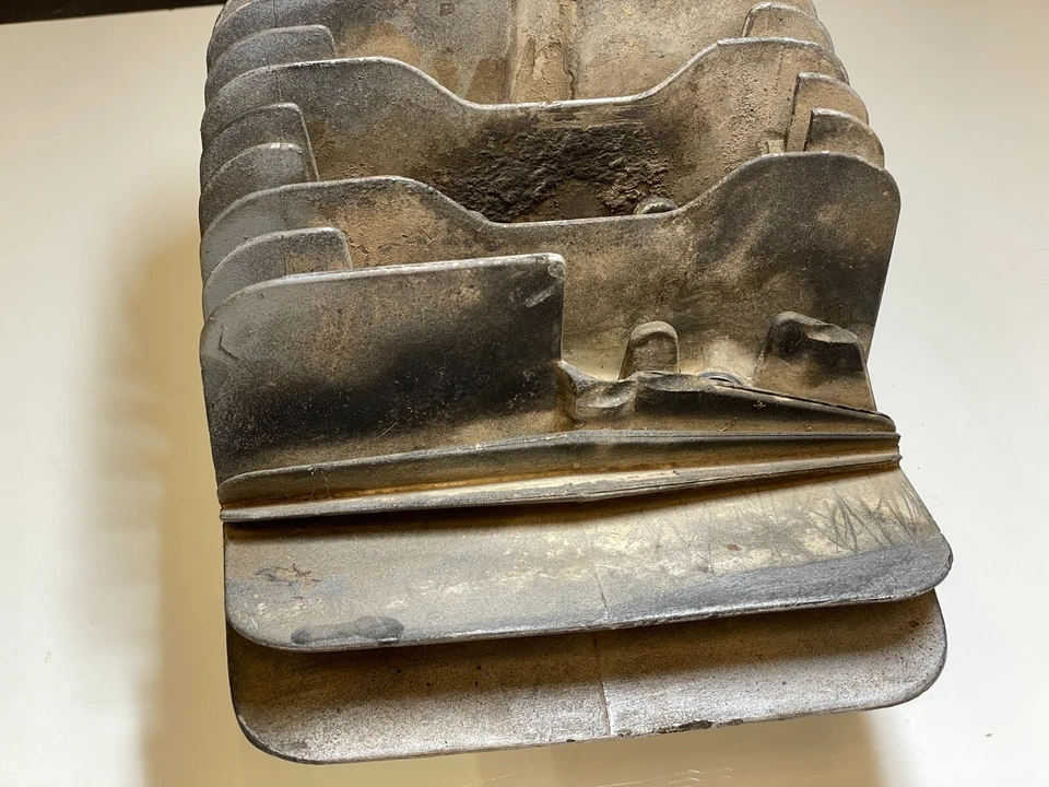 1975 Penton MC 400 完好气缸盖 — 第 3/4 张图片