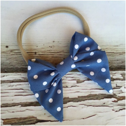 Miss CHARLOTTE - Newborn Baby Girls Fabric Bow on Stretch Nylon Headband - Picture 3 of 6