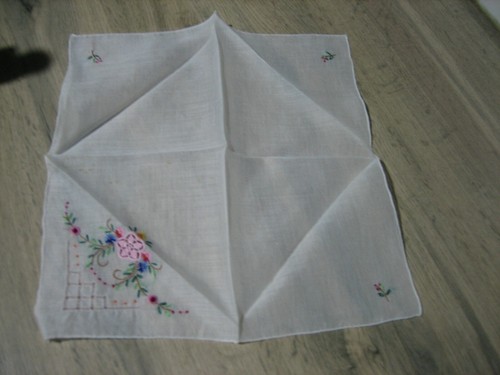 Lot 4 Mouchoir ancien en coton brodé de fleurs - Imagen 2 de 13