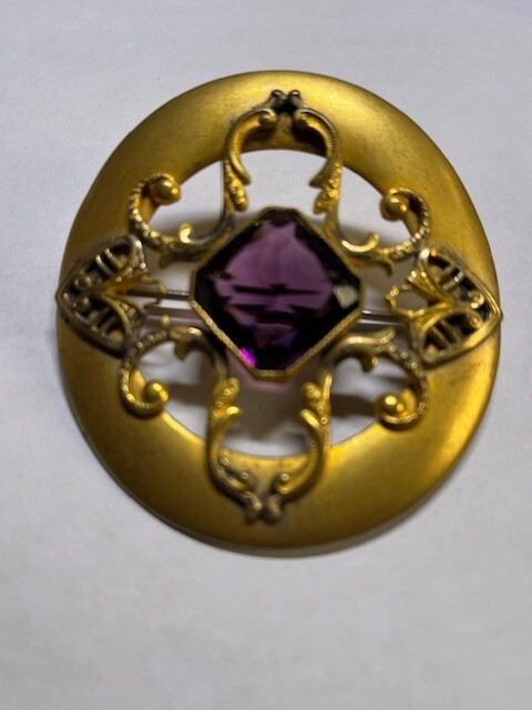 Picture 2 of 8