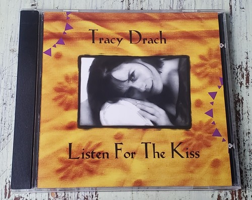 NM Tracy Drach – Listen For The Kiss (2000) Drach 'N Droll Music – DND2002 CD US - Bild 1 von 3