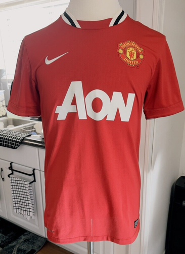 Manchester United 2011-12 Nike Football Shirt Soccer Jersey Size M 423932-623
