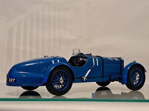 1/18 scale Aston Martin Le Mans Team 1934 diecast model car FLAWS - Picture 5 of 15