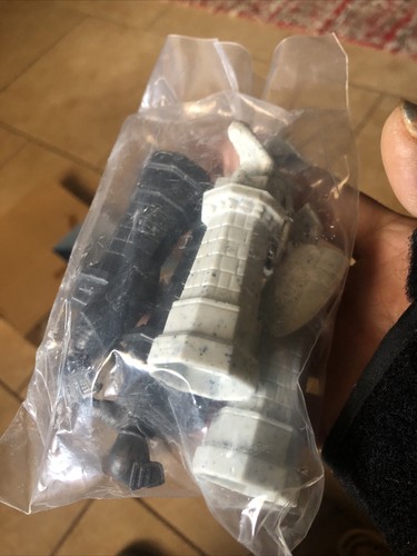 Harry Potter Chess Set Wizard 32 Pc Mattel Complete W/OUT Directions - Picture 3 of 23