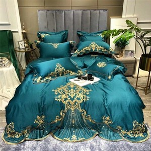 New Luxury Gold Royal Embroidery Green Blue Red Egyptian Cotton