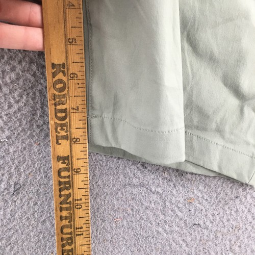 Eddie Bauer Chino Short Pants Womens 6 Mid Rise Slide Pockets Zip Fly Casual - Picture 8 of 15