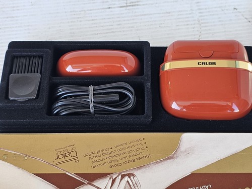 New, VINTAGE CALOR LADIES ELECTRIC RAZOR VELVET TOUCH Made in FRANCE - Picture 9 of 16