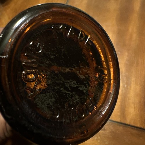 Made In Hong Kong Mini Glass Walk On Water Oil Lamp  - Picture 8 of 10