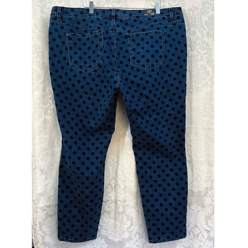 Crown & Ivy Curvy NWT Dark Blue Skinny Jeans With Black Velvet Dots Size 22W Reg - Picture 3 of 8