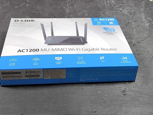 D-Link DIR-842 AC1200 MU-MIMO Wi-Fi Gigabit Router - New - Picture 1 of 6