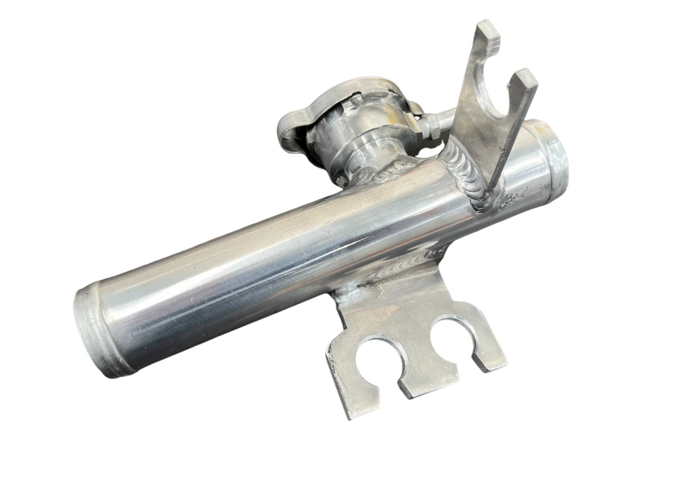 FOR TOYOTA MR2/MS AW11 1.6L 1985-1989 Filler Neck With Cap & Overflow Pipe - Image 3 of 3