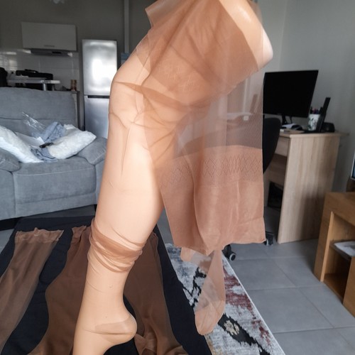 1 paire de bas nylon a couture+3 paires de bas neuf - Imagen 7 de 10