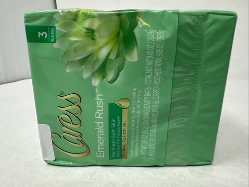 Caress EMERALD RUSH Exuberante Gardenia y Esencia de Té Blanco Barra Jabón Paquete de 3 Barras - Imagen 5 de 7