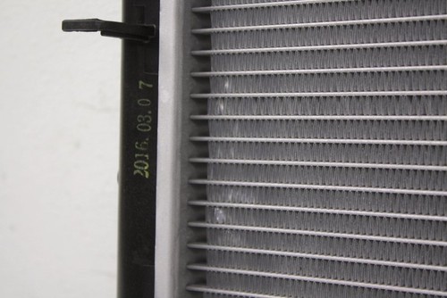 OEM Kia Forte Radiator Minor Bent Ribs 25310-1M150 - Picture 3 of 6