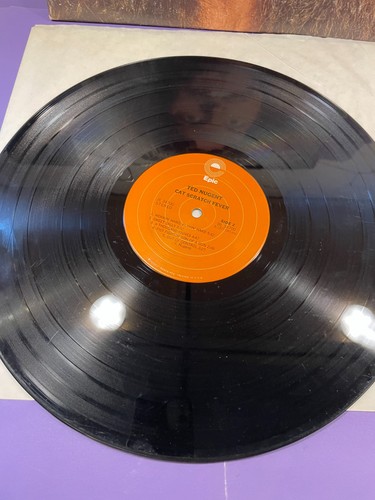 1977 Ted Nugent Cat Scratch Fever Vinyl Record 12" LP Epic PE 34700 - Picture 4 of 5
