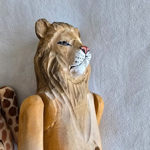 Holz Safari Tiere Regal sitzend Zebra Giraffe Löwe handgeschnitzt handbemalt - Bild 14 von 21