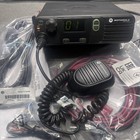 Motorola XPR 4350 Mobilne radio dwukierunkowe AAM27JNC9LA1AN Mikrofonowe kable antenowe