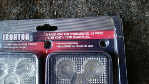 Ironton 2 Pack LED Worklights 15 Watt 1050 Lumens Each - Picture 3 of 6
