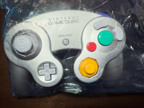 Nintendo GameCube Silver Game Console System New In Box - Picture 6 of 17