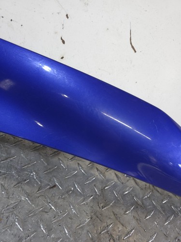 2006-2007 YAMAHA R6/R6r OEM RIGHT SIDE MID FAIRING HAS SCRATCHES - Picture 6 of 15
