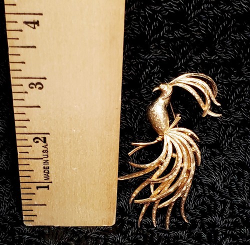 Avon Brooch 1969 Bird Of Paradise Peacock Gold 3" Vintage Pin Rhinestone Eye EU - Picture 7 of 7