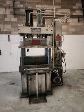 OTOOLE SYSTEMS 250 TON 4 POST PRESS