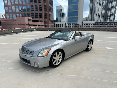 2005 Cadillac XLR - Picture 34 of 35