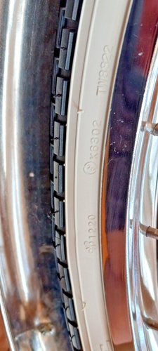 Schwinn Cruiser Deluxe - Phantom Style Tank Men’s 26”single speed, coaster brake - Picture 18 of 21