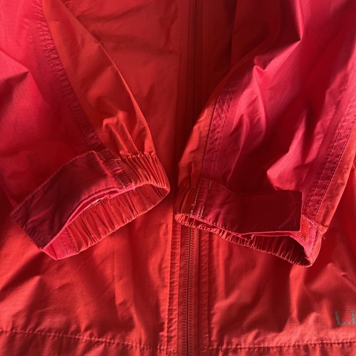 LL Bean Girl’s /Boys Red Full Zip Hooded Red Raincoat ID 286124 Sz L (14–16) - Picture 9 of 9