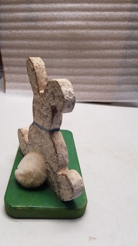 Wooden Rabbit with Carrots for Sale Baxket Figurine (M) - Picture 4 of 6
