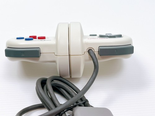 Controller Namco NeGcon ricondizionato Bianco NPC-101 Set di 2 Ottime Condizioni - Foto 18 di 24