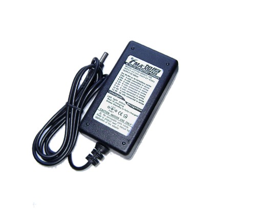 Caricabatteria intelligente 3.6V 4.8V 6V 7.2V 8.4V 9.6V 10.8V 12V Ni-MH batteria ONU - Foto 6 di 18