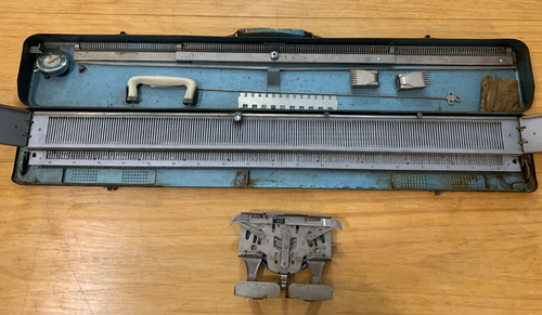 Vintage 50er Jahre Brother Strickmaschinenzubehör dabei - Bild 7 von 17