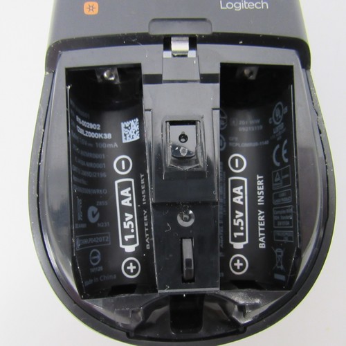 Logitech Anywhere MX Wireless Laser Mouse M-R0001 - TESTED - Picture 6 of 7