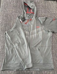 lebron therma fit hoodie