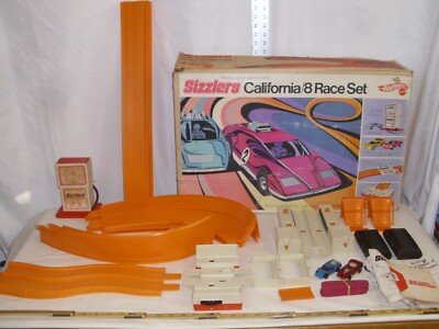 MATTEL HOT WHEELS SIZZLERS CALIFORNIA/8 RACE SET TRACK LAYOUT 1969