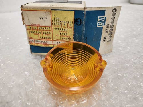 63-67 C2 Corvette Front Parking Light Lens Lamp Amber Lense NICE NOS OEM Gm - Picture 3 of 3