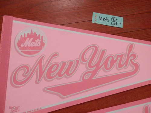 New York Mets Pennant lot, 2 full size new vtg Pink pennants MLB Lot T - Picture 14 of 21