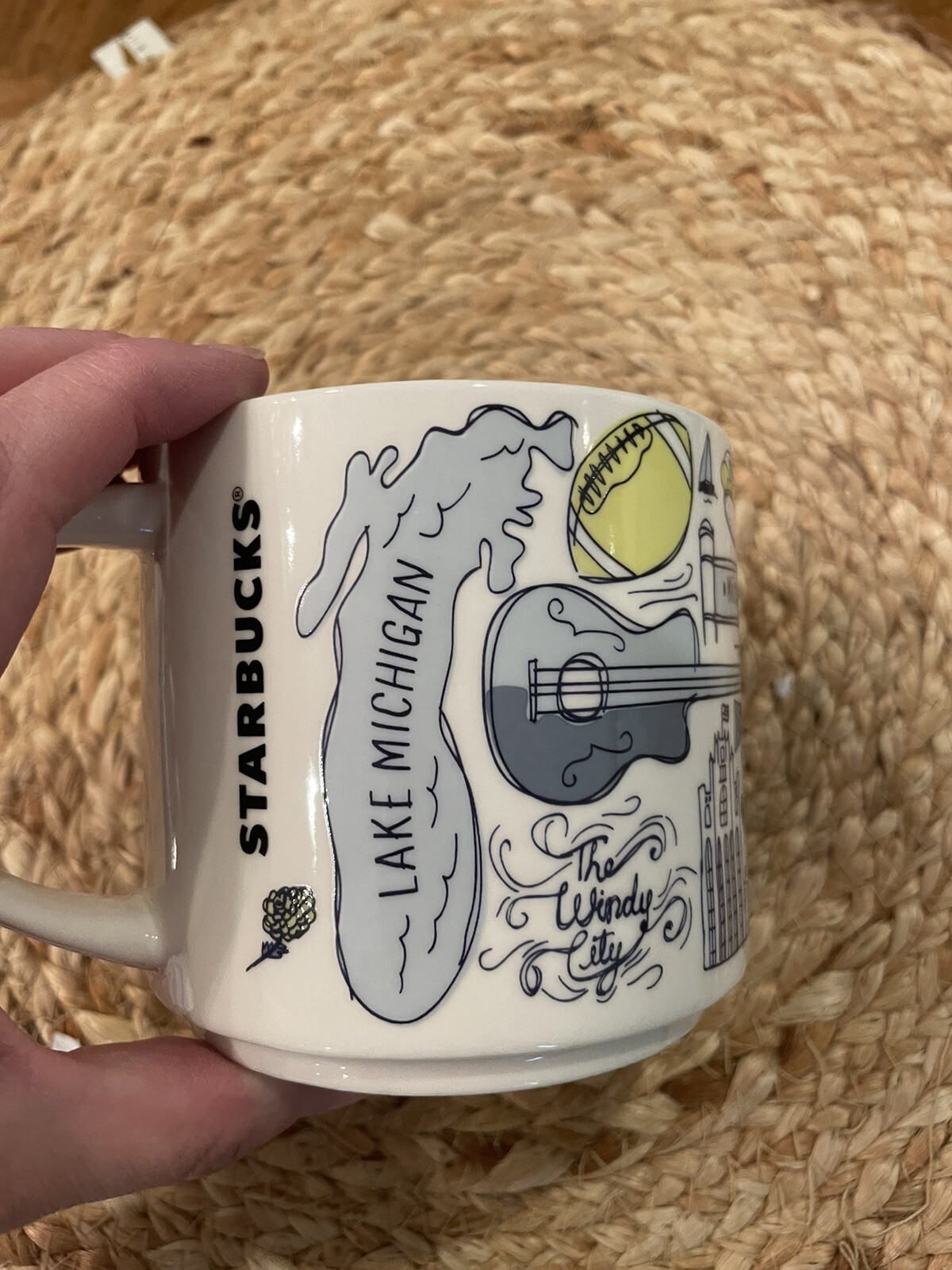 Starbucks Been There Series Chicago Mug 2018 Collection 14oz EUC - Picture 9 of 10