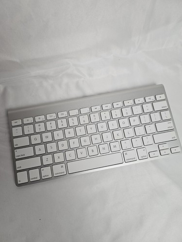 Apple Magic Keyboard A1314 Bluetooth Wireless Keyboard For Mac iPad WORKING
