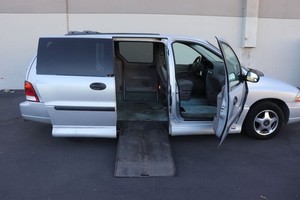 2002 Ford Windstar Handicap wheelchair side entry van