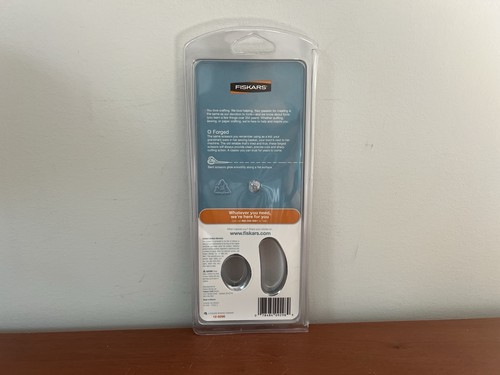 New Sealed Vintage Fiskars No. 8 Bent Scissors Forged Heavy Duty 2006 - Picture 3 of 3